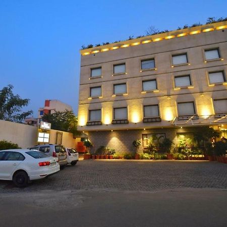 Hotel De Nada-A Luxury Stay Jaipur Bagian luar foto