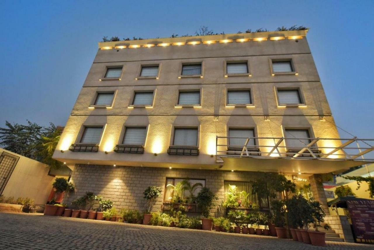 Hotel De Nada-A Luxury Stay Jaipur Bagian luar foto